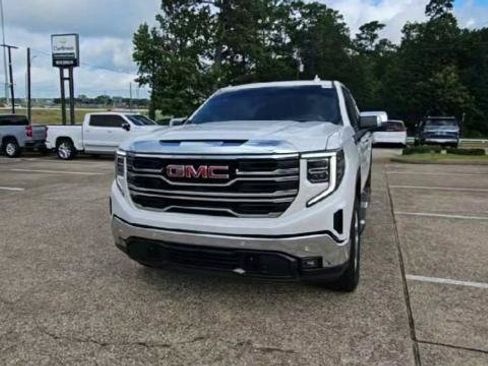 Certified 2025 GMC Sierra 1500 SLT AWD/4WD image 2