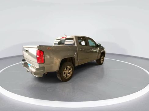 Used 2018 Chevrolet Colorado Z71 AWD/4WD image 8