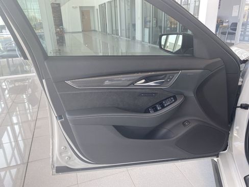 Used 2022 Cadillac CT5 V Blackwing w/ Parking Package RWD image 21