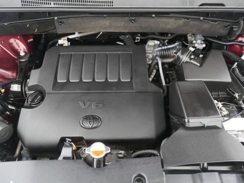 Used 2016 Toyota Highlander Limited FWD image 35