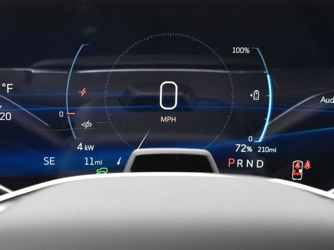 New 2026 Cadillac Optiq Sport 2 image 15