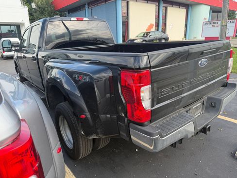 Used 2021 Ford F350 XL w/ STX Appearance Package AWD/4WD image 4
