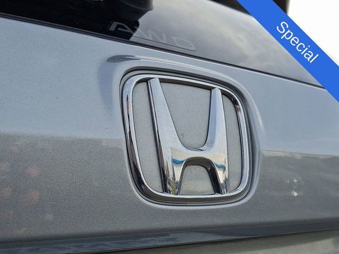 Certified 2025 Honda CR-V Sport-L image 33