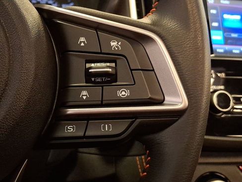 Used 2023 Subaru Crosstrek 2.0i Premium image 23