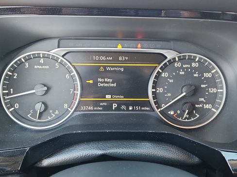Used 2025 Nissan Pathfinder SV AWD/4WD image 16
