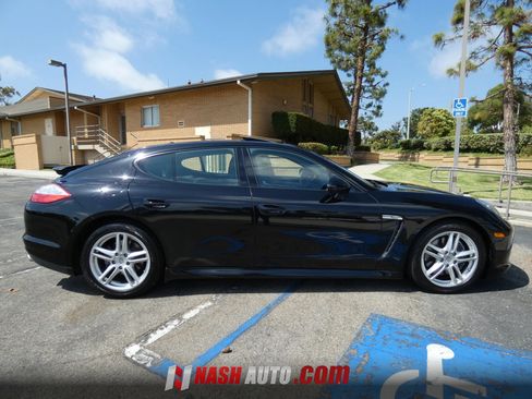 Used 2011 Porsche Panamera 4 AWD/4WD image 7