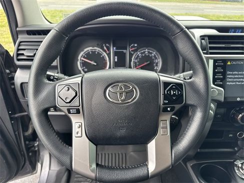 Used 2022 Toyota 4Runner TRD Sport image 16