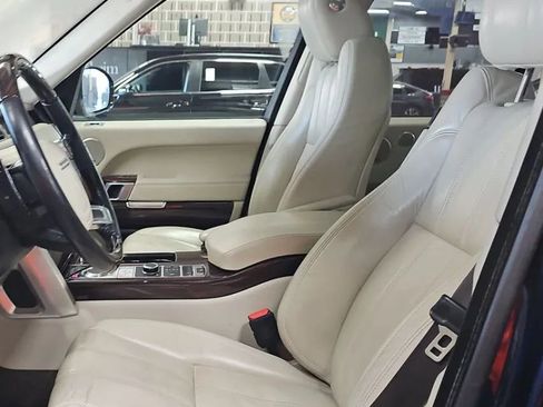 Used 2016 Land Rover Range Rover HSE image 8