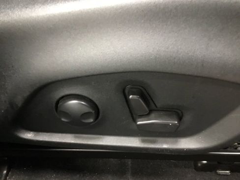 Used 2022 Jeep Compass Limited w/ (RED) Package image 26