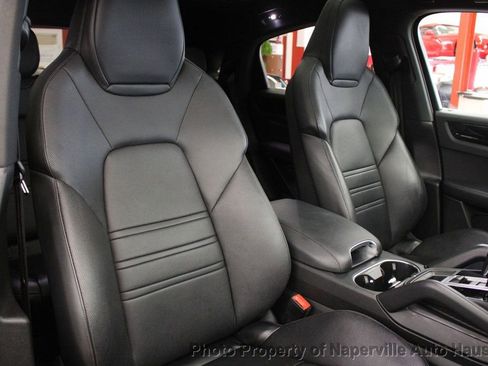 Used 2021 Porsche Cayenne Coupe AWD/4WD image 44