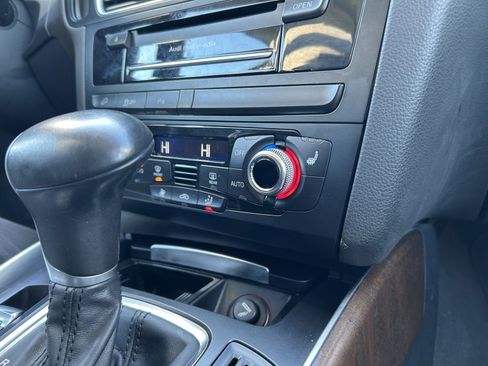 Used 2016 Audi Q5 2.0T Premium Plus w/ Technology Package image 34