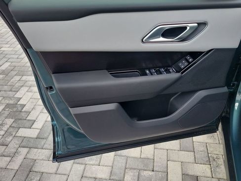 New 2026 Land Rover Range Rover Velar Dynamic SE AWD/4WD image 23