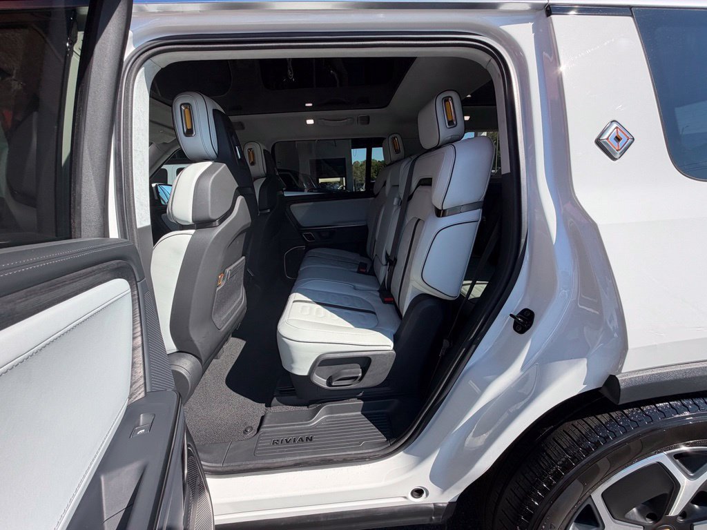 Used 2023 Rivian R1S Adventure Quad AWD/4WD image 36