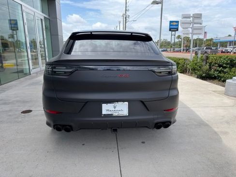 Used 2021 Porsche Cayenne GTS AWD/4WD image 17