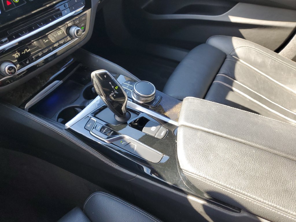 Used 2018 BMW 640i Gran Turismo xDrive AWD/4WD image 32