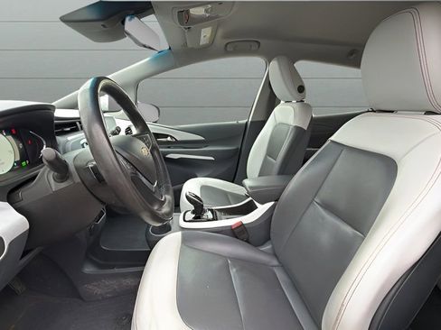 Used 2017 Chevrolet Bolt Premier w/ Driver Confidence II Package image 23