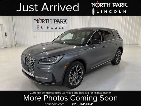 Used 2023 Lincoln Corsair FWD w/ Equipment Group 101A image 1