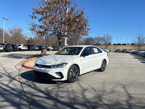 New 2026 Volkswagen Jetta Sport FWD image 3