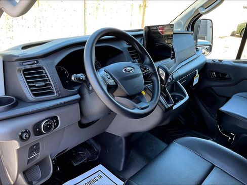 Used 2025 Ford Transit 250 Low Roof AWD w/ Fleet Safety Package image 18