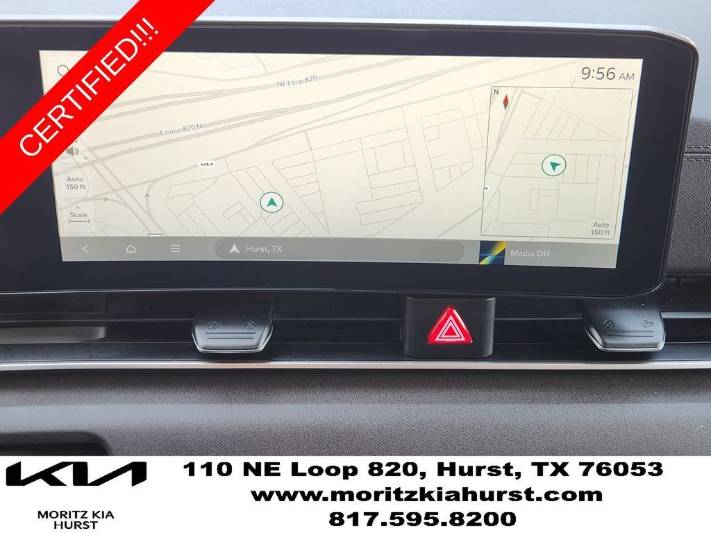 Certified 2025 Kia Carnival SX FWD image 7