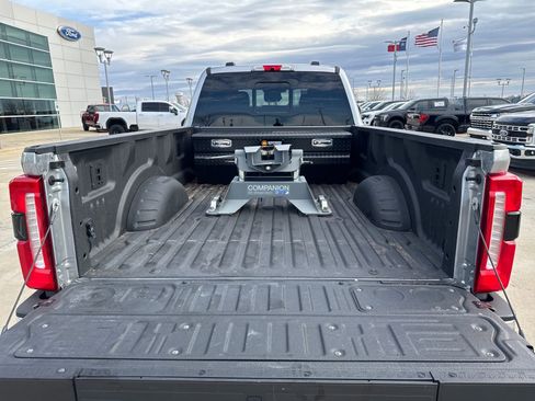 Used 2024 Ford F350 XLT w/ 360-Degree Camera Package image 4