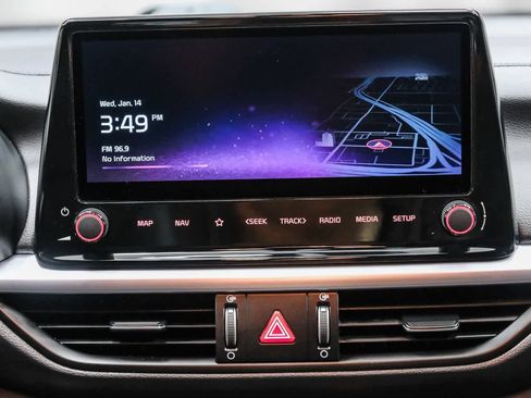 Used 2022 Kia Forte GT-Line w/ GT-Line Technology Package image 17