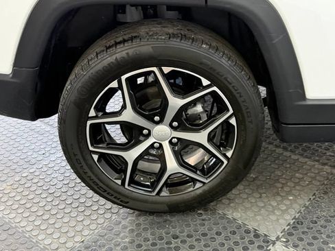 Certified 2024 Jeep Compass Limited AWD/4WD image 14