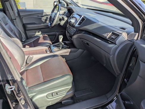 Used 2017 Honda Ridgeline Black Edition image 19