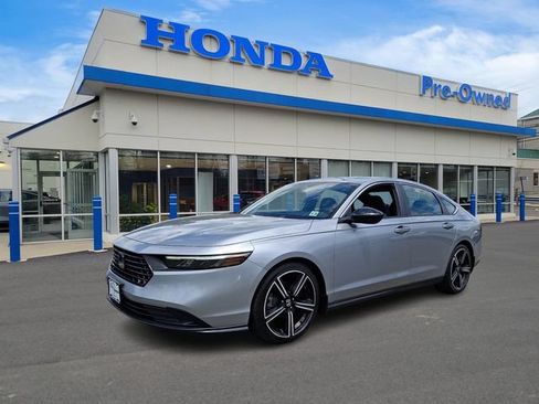 Used 2023 Honda Accord Sport image 1