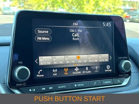 Used 2023 Nissan Rogue SL AWD/4WD image 6