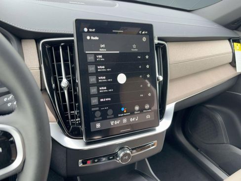 New 2026 Volvo XC90 T8 Plus AWD/4WD image 23