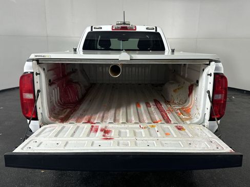 Used 2020 Chevrolet Colorado LT w/ Safety Package image 23