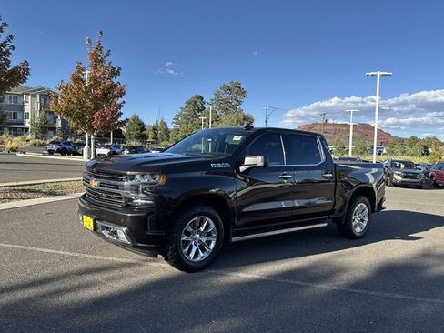 Used 2019 Chevrolet Silverado 1500 High Country w/ Technology Package image 7