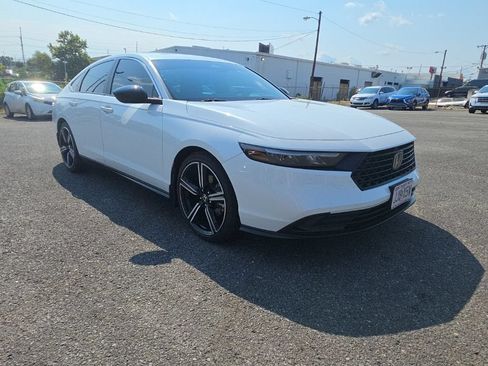 Used 2024 Honda Accord Sport image 1