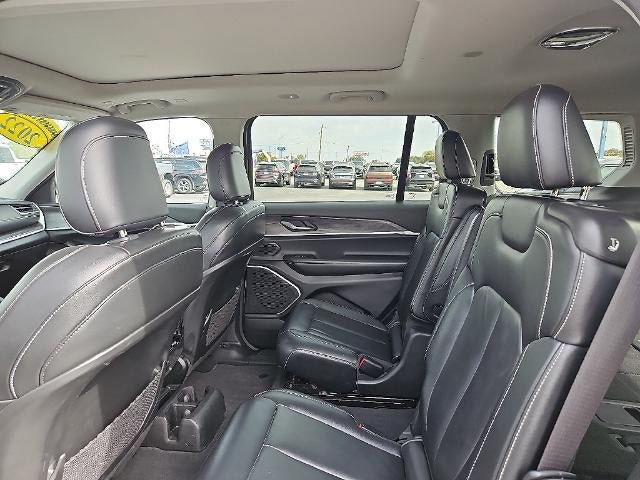 Used 2022 Jeep Grand Cherokee L Limited RWD image 19