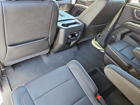 Used 2021 Chevrolet Tahoe Premier image 18