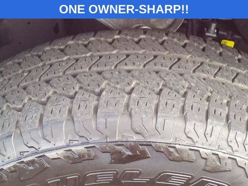 Used 2024 Chevrolet Silverado 1500 Custom Trail Boss w/ LPO, Dark Essentials Package image 11