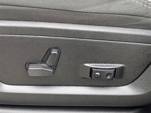 Used 2024 RAM 2500 Big Horn image 18