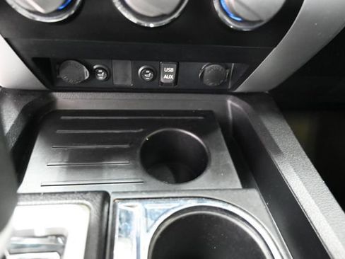 Used 2019 Toyota Tundra SR5 AWD/4WD image 19