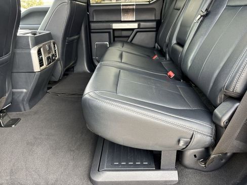 Used 2022 Ford F250 Lariat w/ Black Appearance Package image 25