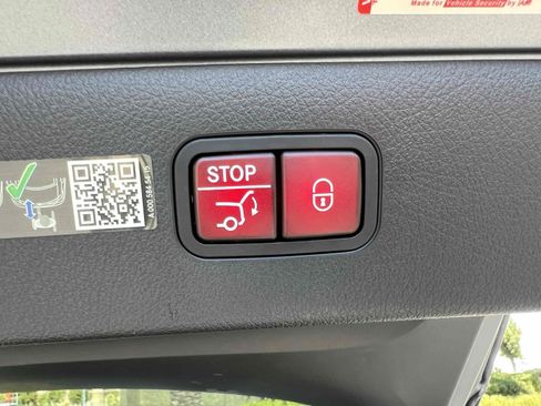 Used 2023 Mercedes-Benz EQS 450+ Sedan image 9