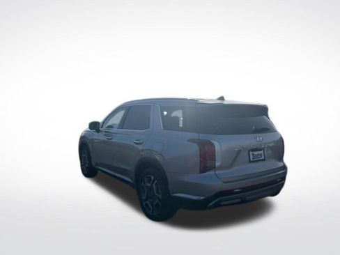 Used 2024 Hyundai Palisade Limited image 8