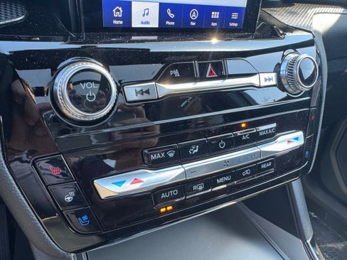 Used 2023 Ford Explorer ST w/ Equipment Group 401A image 21