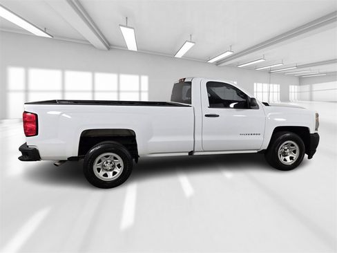 Used 2018 Chevrolet Silverado 1500 W/T image 8