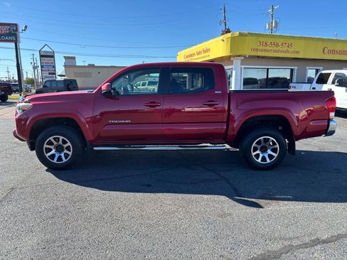 Used 2017 Toyota Tacoma SR5 image 15