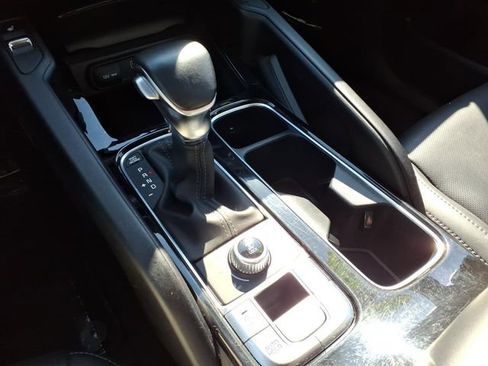 Used 2025 Kia Telluride S AWD/4WD image 25