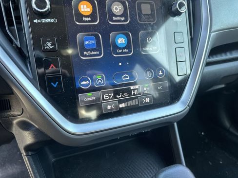 Used 2024 Subaru Crosstrek 2.0i Premium w/ Popular Package #3 image 18