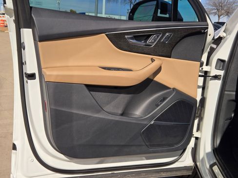 Used 2022 Audi Q7 3.0T Premium Plus w/ Premium Plus Package image 11