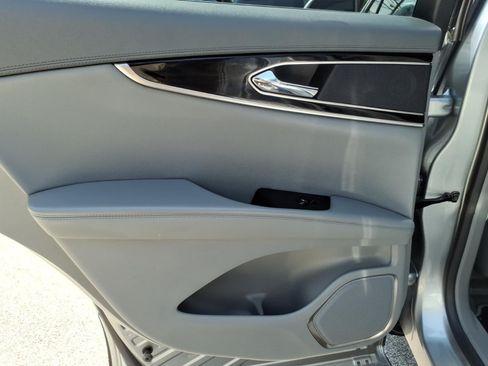 Certified 2022 Lincoln Nautilus Reserve AWD/4WD image 14