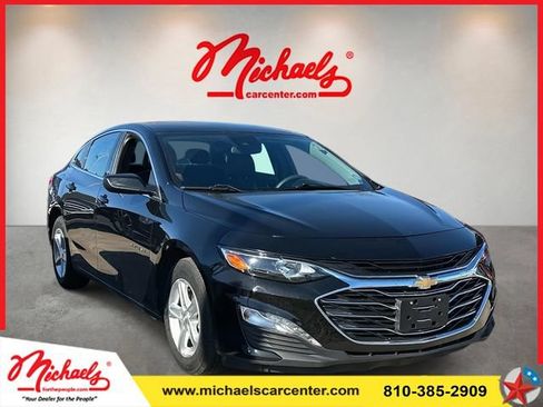 Used 2024 Chevrolet Malibu LT FWD image 1
